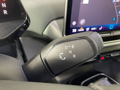 New 2026 Volkswagen ID.4 Pro AWD/4WD image 8