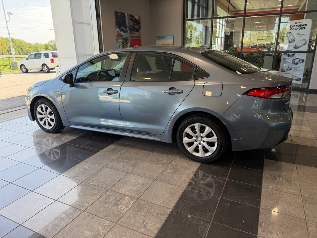 Certified 2024 Toyota Corolla LE FWD image 7