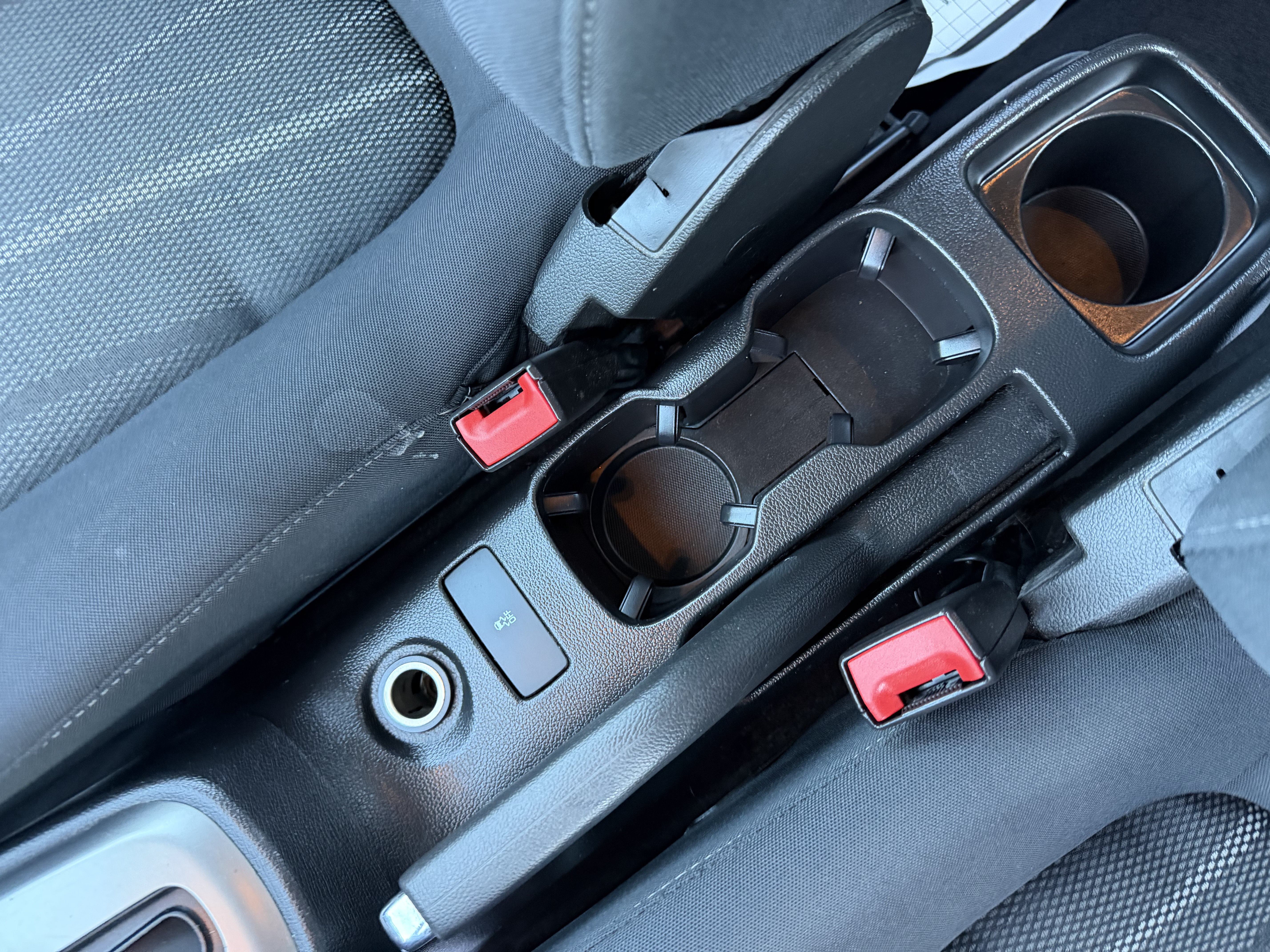 Used 2015 Chevrolet Sonic LT FWD image 5