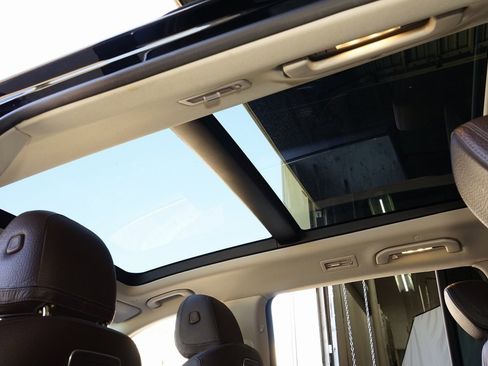 Used 2020 Mercedes-Benz GLS 580 4MATIC image 19