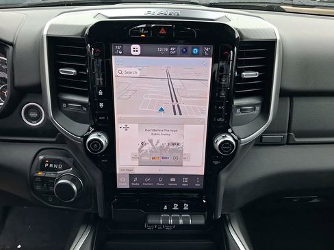 New 2026 RAM 1500 4x4 Crew Cab image 29