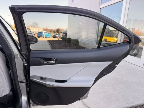 Used 2015 Lexus IS 250 w/ F-Sport Package image 26