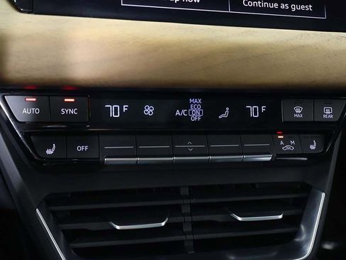 Used 2023 Audi e-tron GT Premium Plus AWD/4WD image 52