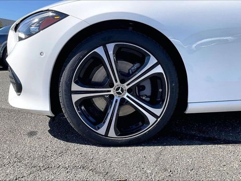 New 2026 Mercedes-Benz C 300 4MATIC Sedan image 11