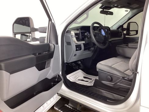 Used 2023 Ford F250 XL w/ XL Chrome Package RWD image 10