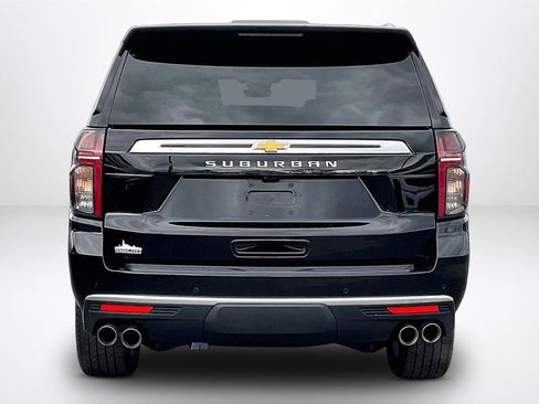 Used 2024 Chevrolet Suburban High Country w/ Advanced Technology Package image 7