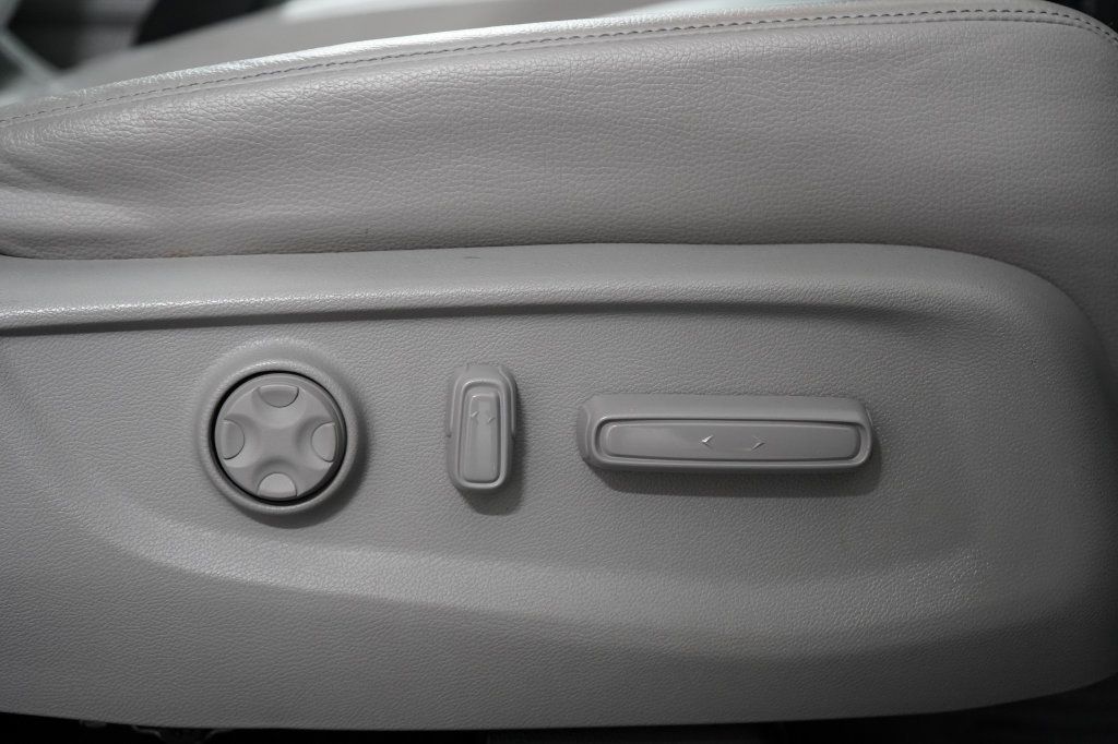 Used 2023 Honda Odyssey Touring image 23