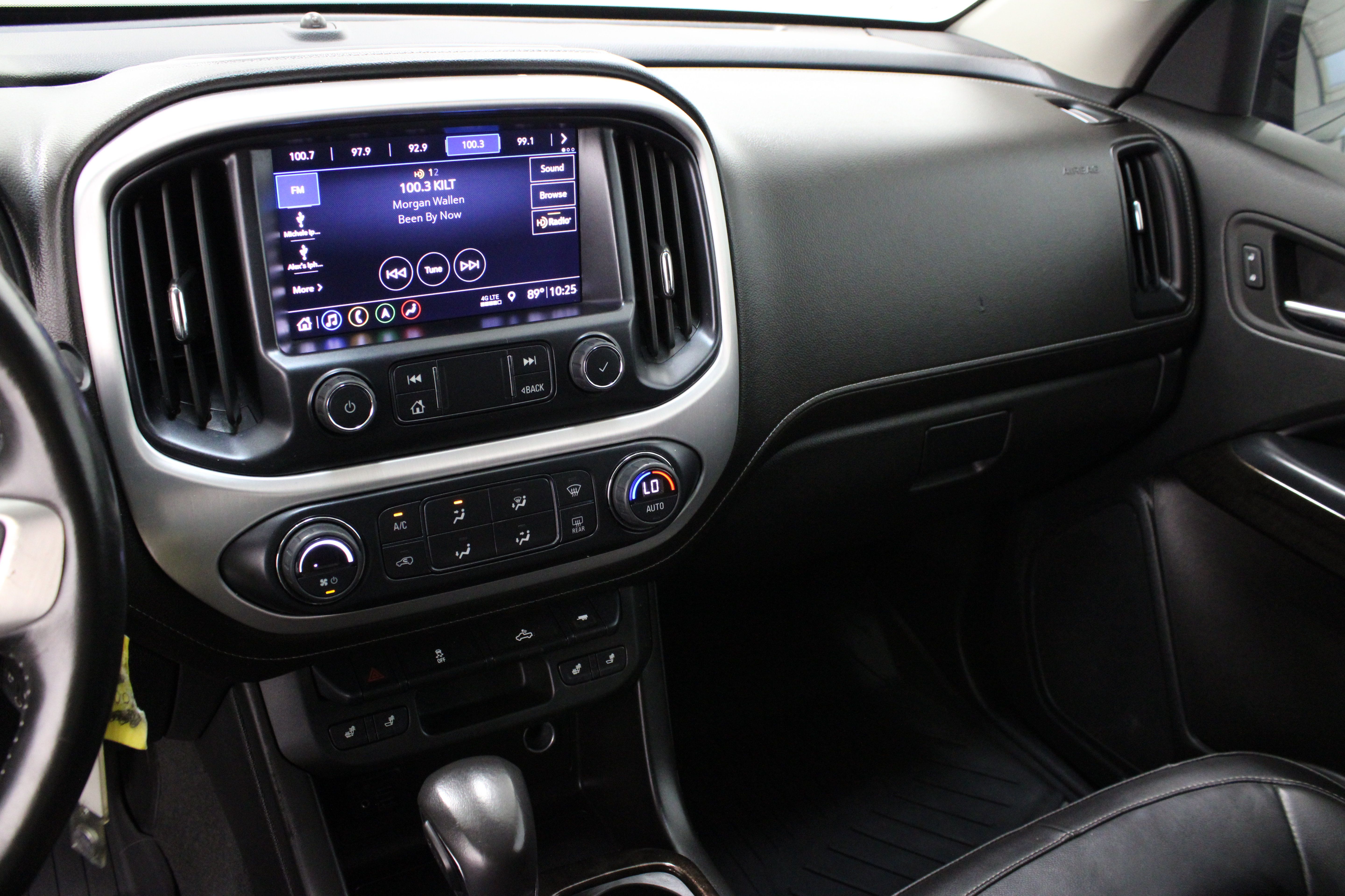 Used 2022 GMC Canyon Elevation w/ Elevation Premium Package RWD image 16