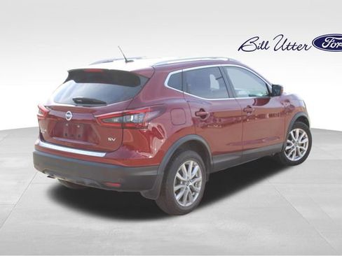 Used 2021 Nissan Rogue Sport SV image 5