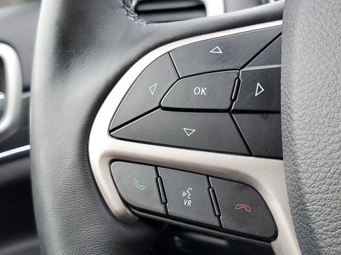 Used 2019 Jeep Grand Cherokee Limited AWD/4WD image 15