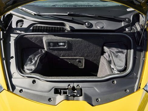 Used 2023 Lamborghini Huracan Tecnica image 17