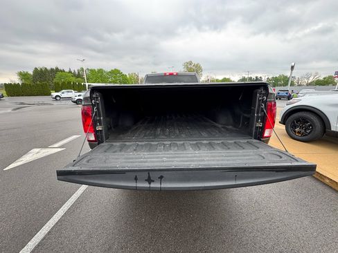 Used 2016 RAM 2500 Tradesman w/ Chrome Appearance Group AWD/4WD image 19