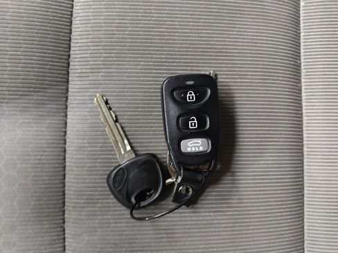 Used 2018 Hyundai Elantra SEL image 32