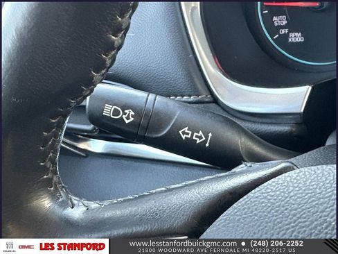 Used 2020 Chevrolet Traverse LT image 25