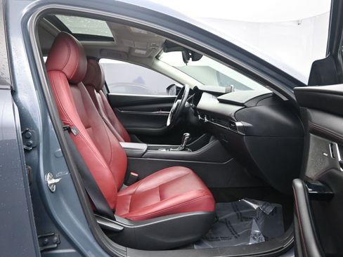 Used 2023 MAZDA MAZDA3 s image 31