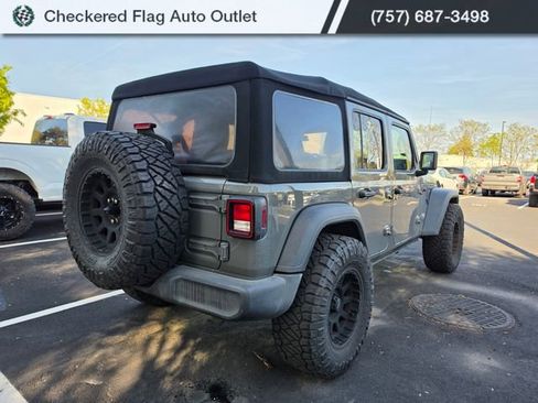 Used 2019 Jeep Wrangler Unlimited Sport image 6