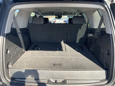 Used 2018 Chevrolet Tahoe LT image 24
