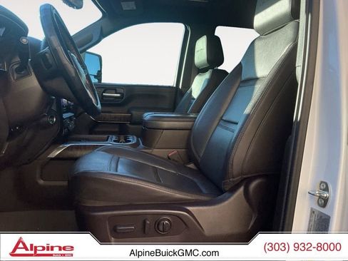 Used 2020 GMC Sierra 2500 Denali w/ Denali Ultimate Package image 9