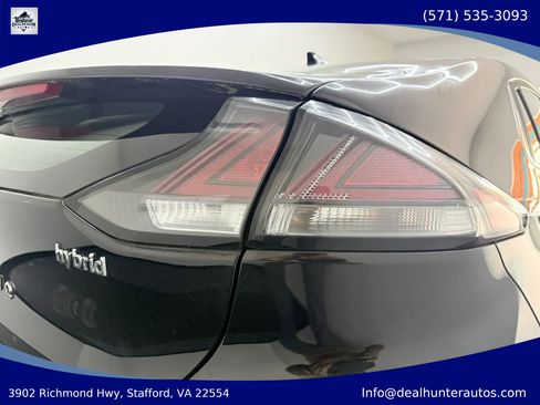 Used 2020 Hyundai Ioniq SEL FWD image 9