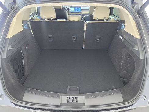 New 2026 Lincoln Corsair Premiere image 12