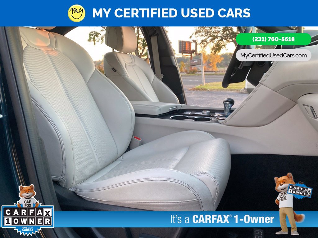 Used 2025 Genesis G70 2.5T RWD image 19