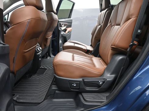 Used 2019 Subaru Ascent Touring image 13