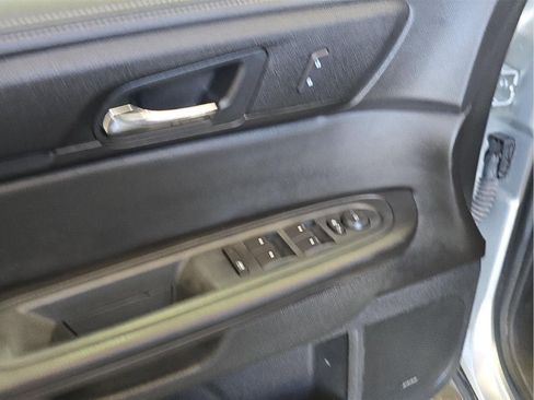 Used 2016 Chevrolet Traverse LT AWD/4WD image 8