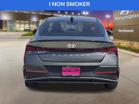 Certified 2026 Hyundai Elantra Sport FWD image 8