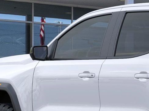 New 2026 GMC Canyon Elevation w/ Convenience Package image 27