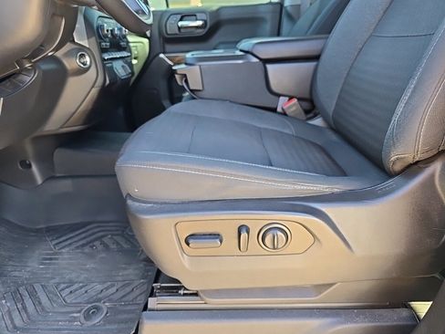 Used 2020 Chevrolet Silverado 1500 LT w/ Texas Edition image 7