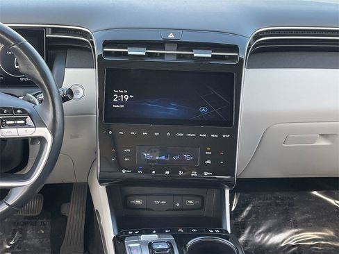 Certified 2022 Hyundai Tucson Limited image 14