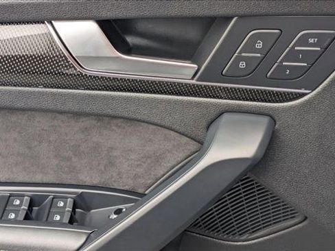 Used 2019 Audi SQ5 Premium Plus image 12