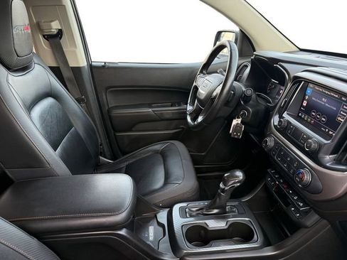 Used 2022 GMC Canyon AT4 w/ Driver Alert Package image 15