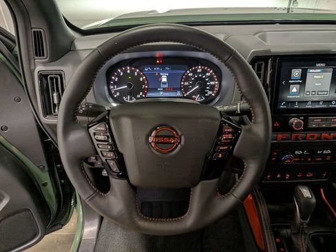 Used 2025 Nissan Frontier PRO-4X w/ Pro Convenience Package AWD/4WD image 17