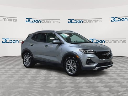 Used 2023 Buick Encore GX Essence w/ Experience Buick Package image 2