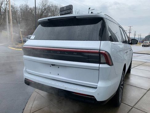 New 2026 Lincoln Navigator Black Label image 14