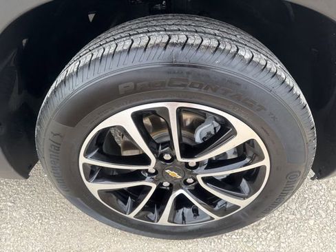 Used 2025 Chevrolet TrailBlazer LT AWD/4WD image 24