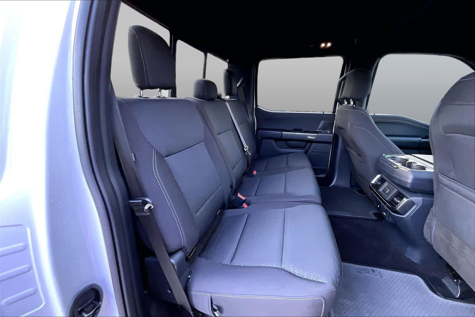 Used 2022 Ford F150 XLT w/ Equipment Group 302A High RWD image 22