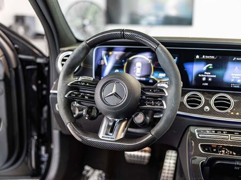 Used 2023 Mercedes-Benz E 63 AMG S image 37