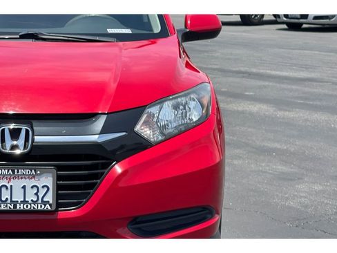 Used 2017 Honda HR-V LX image 19