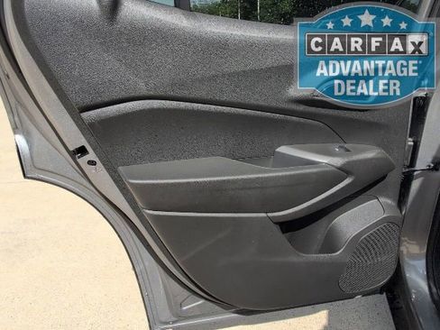 Used 2024 Chevrolet Trax RS FWD image 9