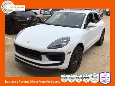 Used 2023 Porsche Macan S AWD/4WD image 1