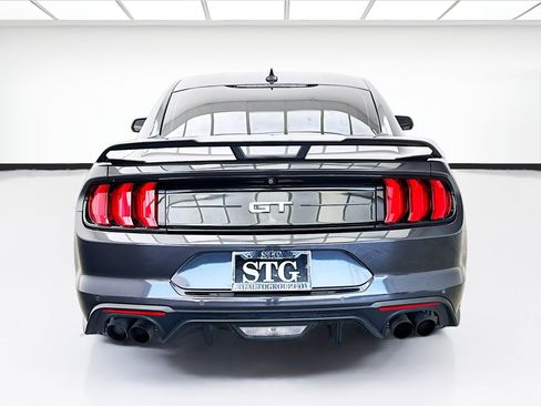Used 2022 Ford Mustang GT Premium w/ GT Performance Package RWD image 5