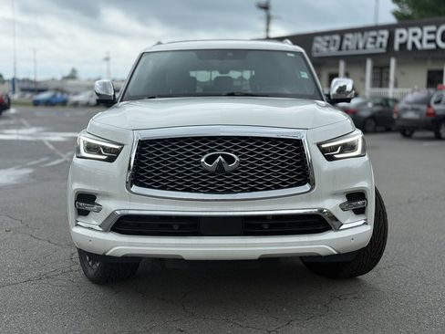 Used 2024 INFINITI QX80 Sensory w/ All-Season Package AWD/4WD image 2