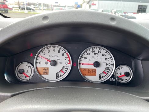 Used 2012 Nissan Frontier PRO-4X w/ Pro-4x Luxury Pkg image 18