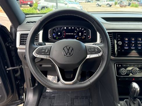 Used 2023 Volkswagen Atlas Cross Sport SEL AWD/4WD image 14