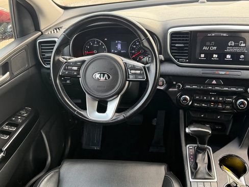 Used 2020 Kia Sportage EX FWD image 12