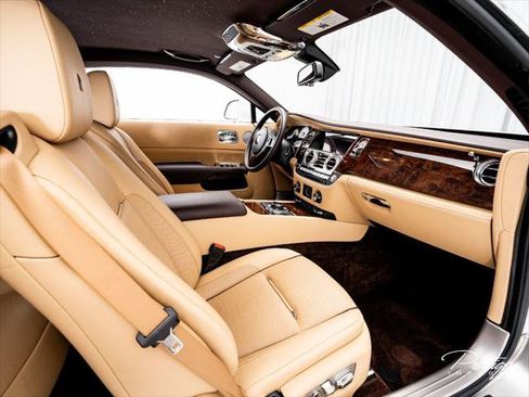 Used 2020 Rolls-Royce Wraith RWD image 38