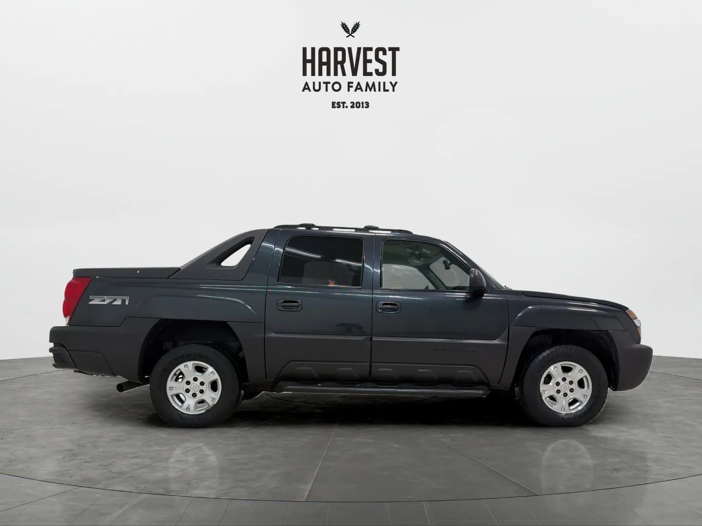 Used 2003 Chevrolet Avalanche 4x4 w/ Suspension Package, Off-Road image 8