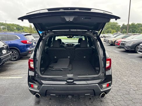 Used 2023 Honda Passport TrailSport image 8